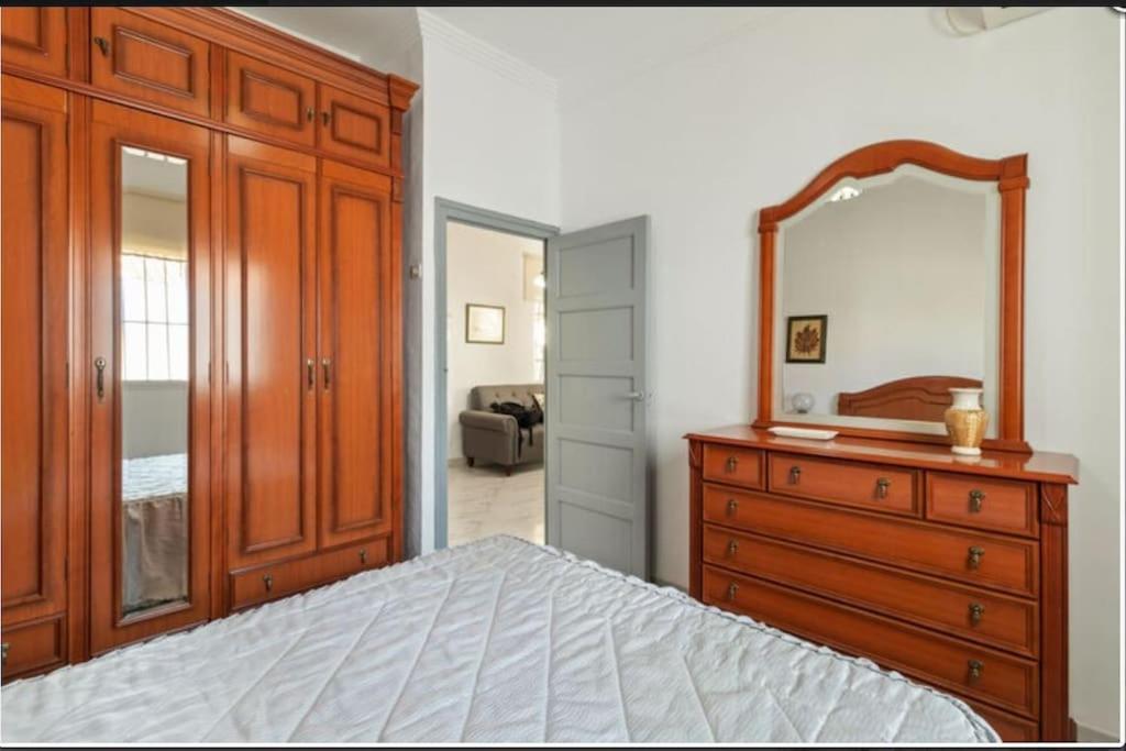 Casa Mata Cerca De Paseo Maritimo Antonio Banderas Hébergement de vacances *